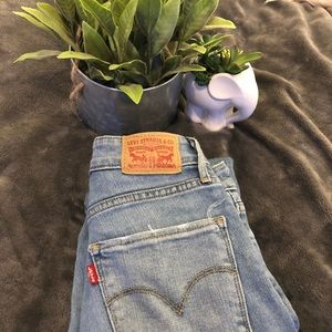 Levi’s skinny jeans